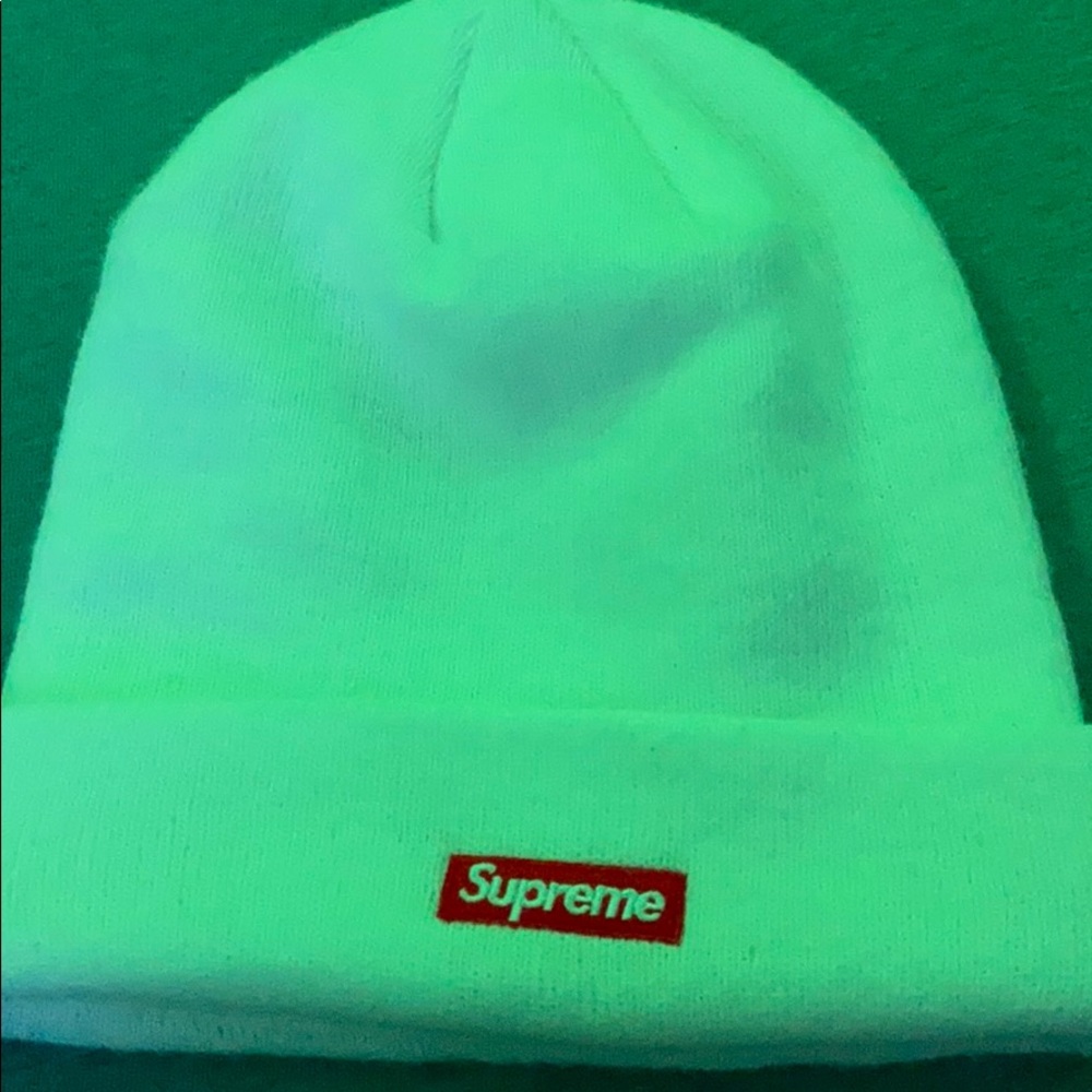 Supreme box logo beanie